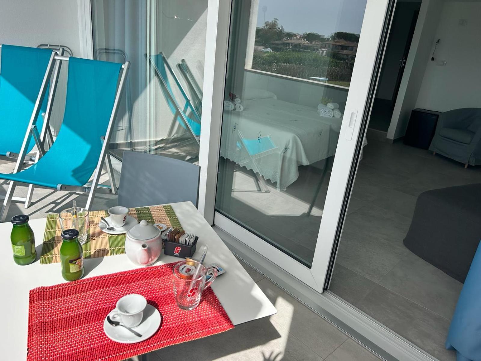 Rooms, Affittacamere Maksim Golfo Aranci Exterior foto