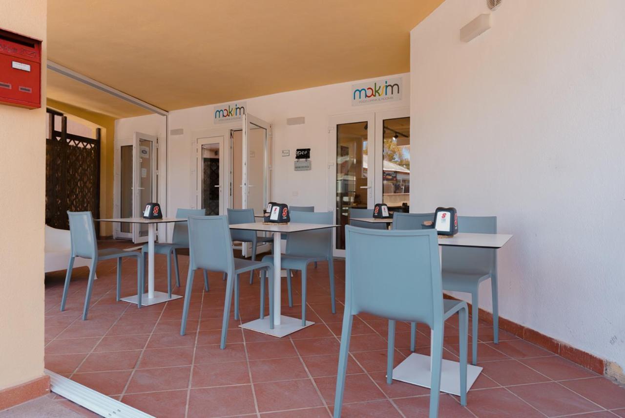 Rooms, Affittacamere Maksim Golfo Aranci Exterior foto